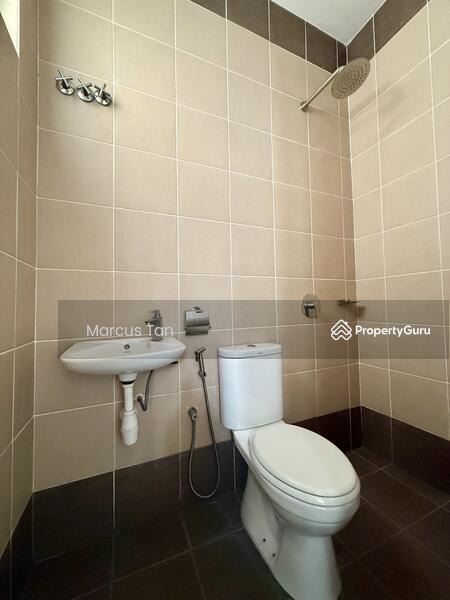 Untuk Dijual - Link Bungalow at Alam Nusantara, 45x95, 7 Rooms Linked Bungalow